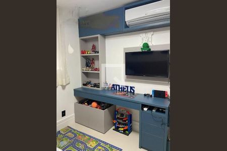 Apartamento à venda com 3 quartos, 164m² em Vila Gumercindo, São Paulo