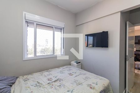 Quarto 1 de apartamento à venda com 2 quartos, 40m² em Itaquera, São Paulo