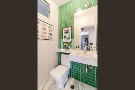 Lavabo de casa para alugar com 5 quartos, 321m² em Santo Amaro, São Paulo