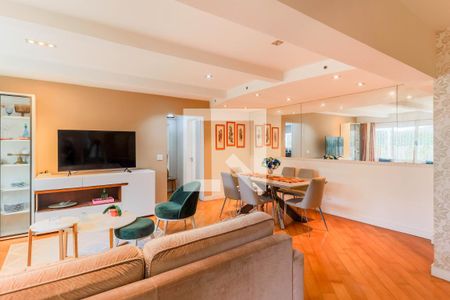 Sala de casa para alugar com 5 quartos, 321m² em Santo Amaro, São Paulo