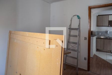 Quarto 2 de apartamento para alugar com 2 quartos, 42m² em Jardim Silvestre, Guarulhos