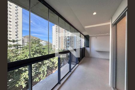 Varanda de apartamento à venda com 3 quartos, 115m² em Recreio dos Bandeirantes, Rio de Janeiro