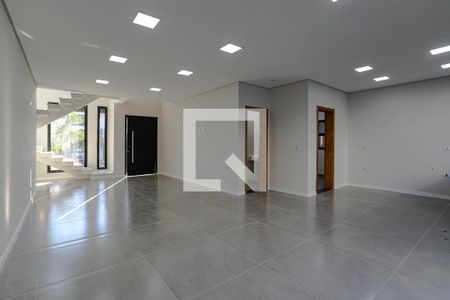 Cozinha de casa de condomínio para alugar com 3 quartos, 237m² em Cezar de Souza, Mogi das Cruzes