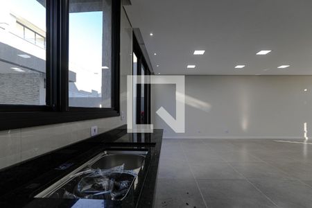 Área de Serviço de casa de condomínio para alugar com 3 quartos, 237m² em Cezar de Souza, Mogi das Cruzes