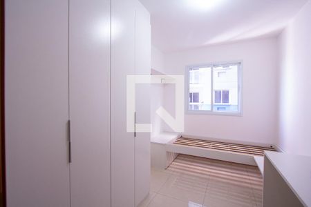 Quarto 1 de apartamento para alugar com 3 quartos, 75m² em Mutondo, São Gonçalo