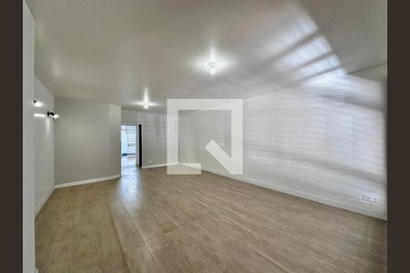 Sala de casa à venda com 4 quartos, 212m² em Brooklin, São Paulo