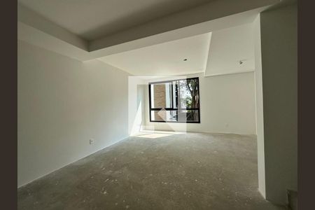 Foto 02 de casa à venda com 3 quartos, 390m² em Morumbi, São Paulo