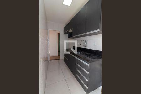 Cozinha de apartamento para alugar com 2 quartos, 60m² em Vila Valqueire, Rio de Janeiro