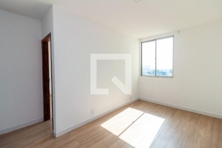 Sala de apartamento para alugar com 2 quartos, 60m² em Vila Valqueire, Rio de Janeiro