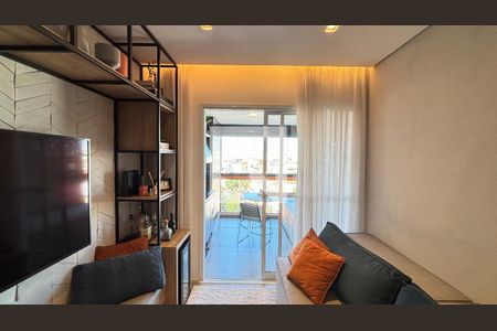 Sala de apartamento à venda com 2 quartos, 70m² em Vila Curuçá, Santo André