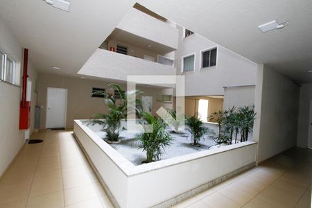 Entrada de apartamento à venda com 2 quartos, 44m² em Estoril, Belo Horizonte