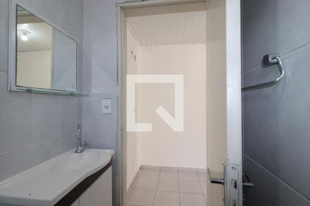 Banheiro de kitnet/studio para alugar com 1 quarto, 20m² em Vila Valparaíso, Santo André