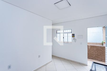 Cozinha de apartamento para alugar com 1 quarto, 50m² em Vila Arcadia, São Paulo