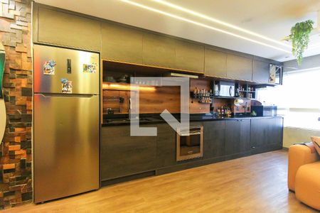 Sala/Cozinha de apartamento à venda com 2 quartos, 48m² em Vila Carmosina, São Paulo