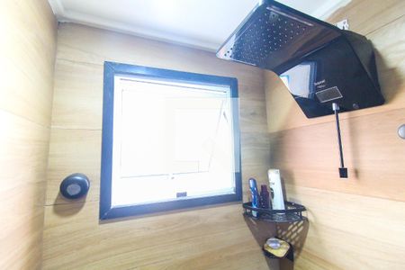 Banheiro Social de apartamento à venda com 2 quartos, 48m² em Vila Carmosina, São Paulo