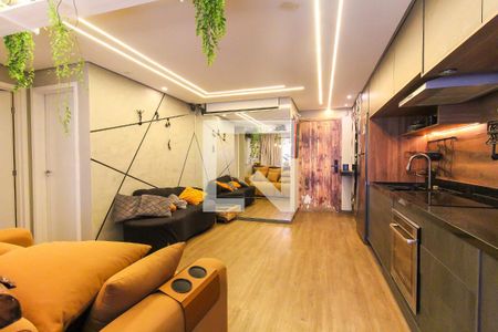 Sala/Cozinha de apartamento à venda com 2 quartos, 48m² em Vila Carmosina, São Paulo