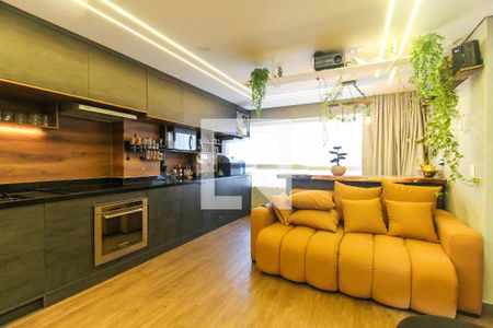 Sala/Cozinha de apartamento à venda com 2 quartos, 48m² em Vila Carmosina, São Paulo