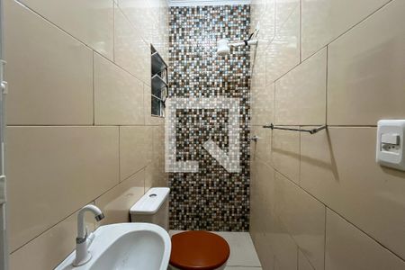 Banheiro de casa para alugar com 1 quarto, 39m² em Vila Arcadia, São Paulo