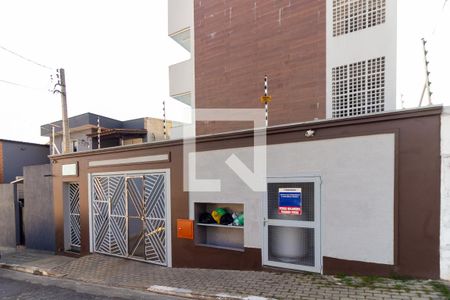 Fachada de apartamento para alugar com 2 quartos, 60m² em Vila California, São Paulo