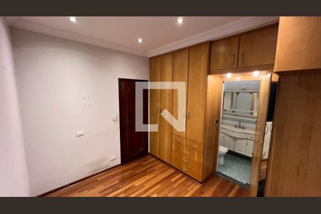 Suíte 1 de casa para alugar com 3 quartos, 246m² em Perdizes, São Paulo