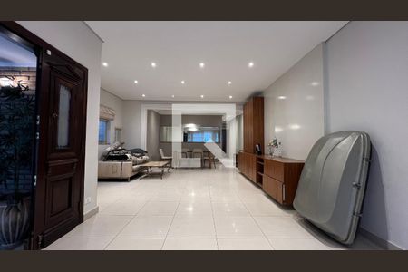 Sala de casa para alugar com 3 quartos, 246m² em Perdizes, São Paulo