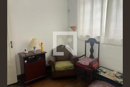 Casa à venda com 3 quartos, 160m² em Cambuci, São Paulo