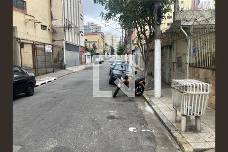 Casa à venda com 3 quartos, 160m² em Cambuci, São Paulo