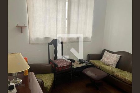 Casa à venda com 3 quartos, 160m² em Cambuci, São Paulo