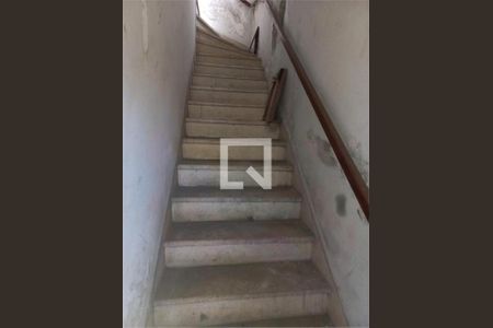 Casa à venda com 4 quartos, 161m² em Jardim Aeroporto, São Paulo