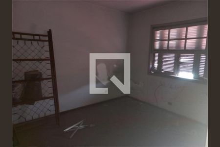 Casa à venda com 4 quartos, 161m² em Jardim Aeroporto, São Paulo