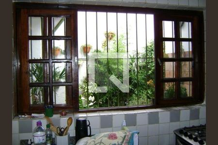 Casa à venda com 3 quartos, 165m² em Vila Alexandria, São Paulo