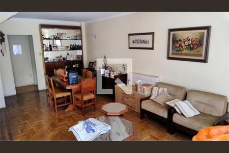 Casa à venda com 3 quartos, 220m² em Mirandópolis, São Paulo