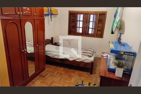 Casa à venda com 3 quartos, 220m² em Mirandópolis, São Paulo