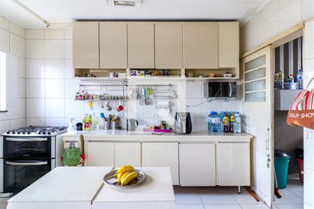 Casa à venda com 4 quartos, 212m² em Planalto Paulista, São Paulo