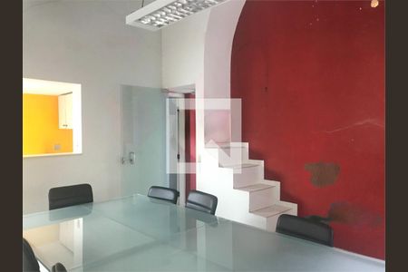 Casa à venda com 3 quartos, 175m² em Vila Tramontano, São Paulo