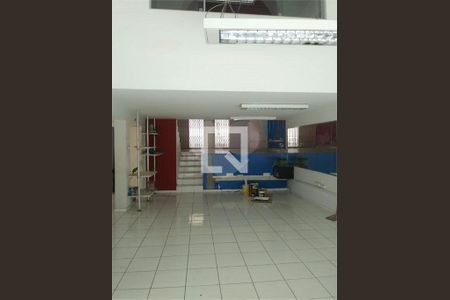 Casa à venda com 3 quartos, 175m² em Vila Tramontano, São Paulo