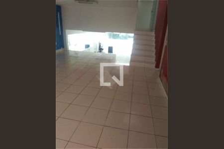 Casa à venda com 3 quartos, 175m² em Vila Tramontano, São Paulo