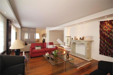 Casa à venda com 6 quartos, 435m² em Vila Cordeiro, São Paulo