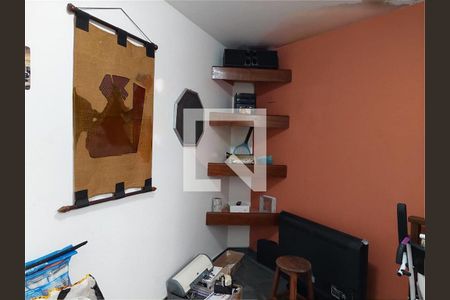 Casa à venda com 3 quartos, 143m² em Cupecê, São Paulo