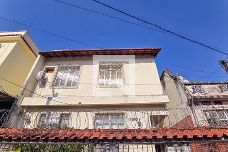 Fachada de casa à venda com 3 quartos, 330m² em Jacaré, Rio de Janeiro