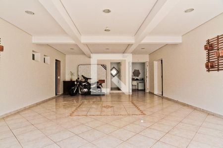 Garagem de casa à venda com 4 quartos, 320m² em Vila Mariza Mazzei, São Paulo