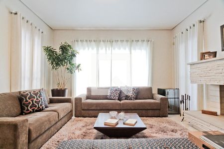 Sala de casa à venda com 4 quartos, 320m² em Vila Mariza Mazzei, São Paulo