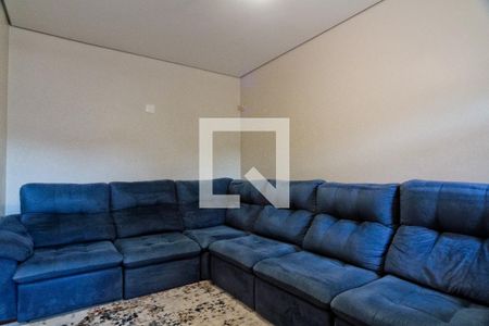 Sala de TV de casa à venda com 4 quartos, 320m² em Vila Mariza Mazzei, São Paulo