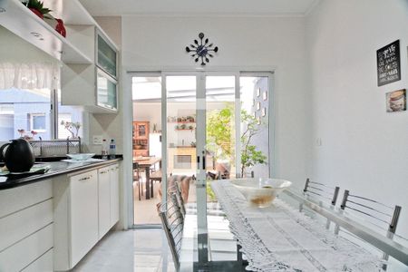 Cozinha de casa à venda com 4 quartos, 320m² em Vila Mariza Mazzei, São Paulo