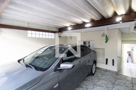 Garagem de casa à venda com 2 quartos, 70m² em Vila Mazzei, São Paulo