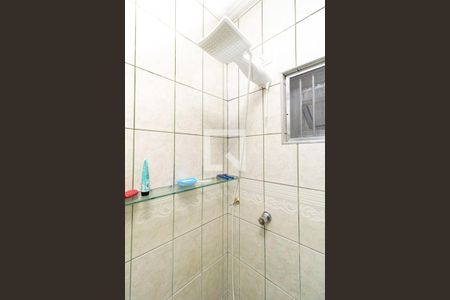 Banheiro Social de casa à venda com 2 quartos, 70m² em Vila Mazzei, São Paulo
