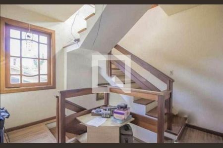 Corredor de casa para alugar com 3 quartos, 397m² em Vila Assunção, Porto Alegre