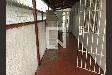 Casa à venda com 3 quartos, 230m² em Parque Colonial, São Paulo