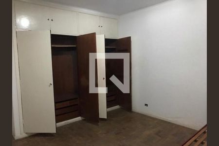Casa à venda com 3 quartos, 230m² em Parque Colonial, São Paulo