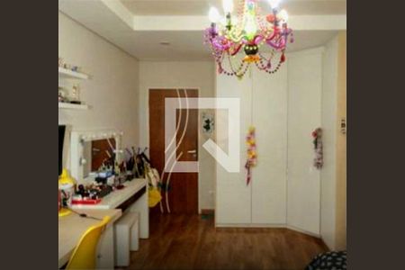 Casa à venda com 4 quartos, 180m² em Aclimação, São Paulo